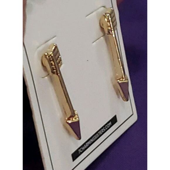 Shiny Yellow Gold Tone Straight Arrow Shaped Drop Earrings Pierced 1" NEW - Picture 5 of 7